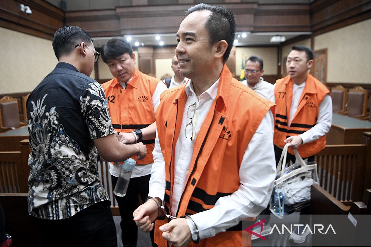 KPK Summons Three Witnesses After Confirming New Suspect in Customs Case