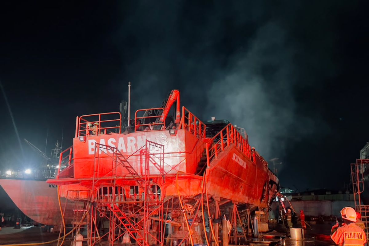 Police investigate cause of SAR vessel fire at Muara Baru shipyard