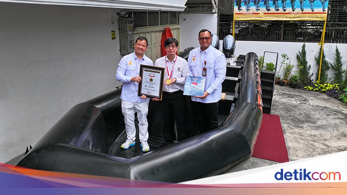PT Kemenangan Secures MURI Record for World's Largest Polyethylene Boat
