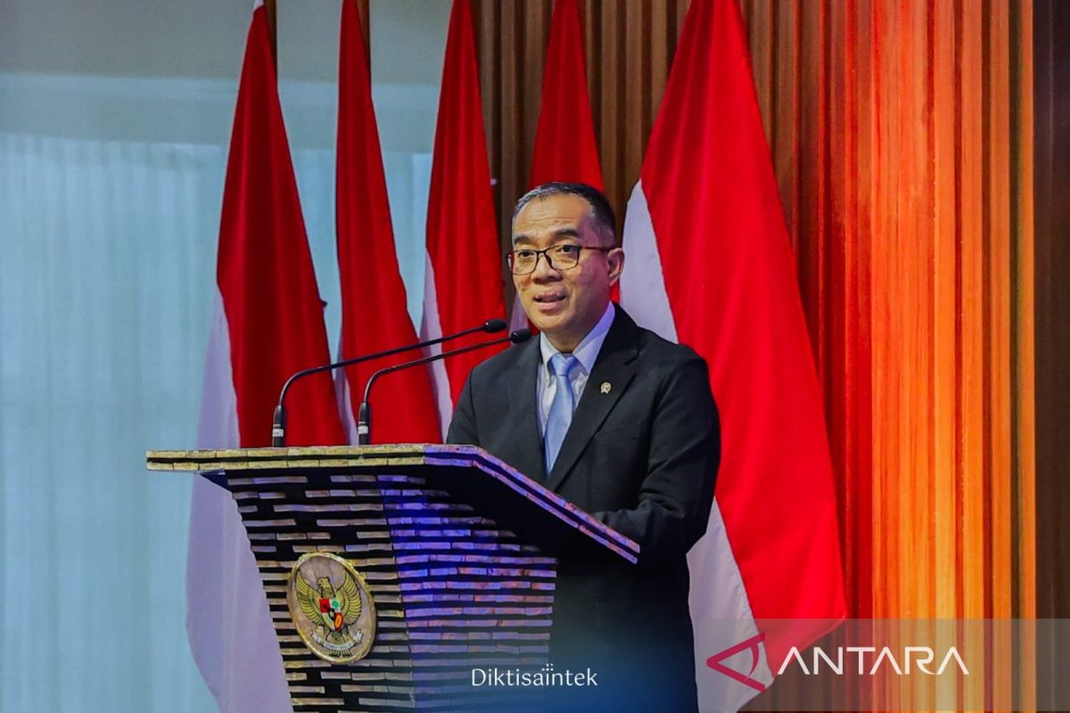 Minister pushes human resource development to make Indonesia global maritime hub