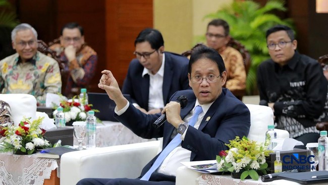 Purbaya Ensures Minimal State Budget Portion in Whoosh Debt Repayments