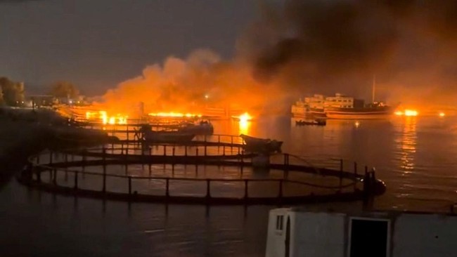 Not Just Random Bombing! Here's Why the US is Attacking Iran's Ports and Bridges
