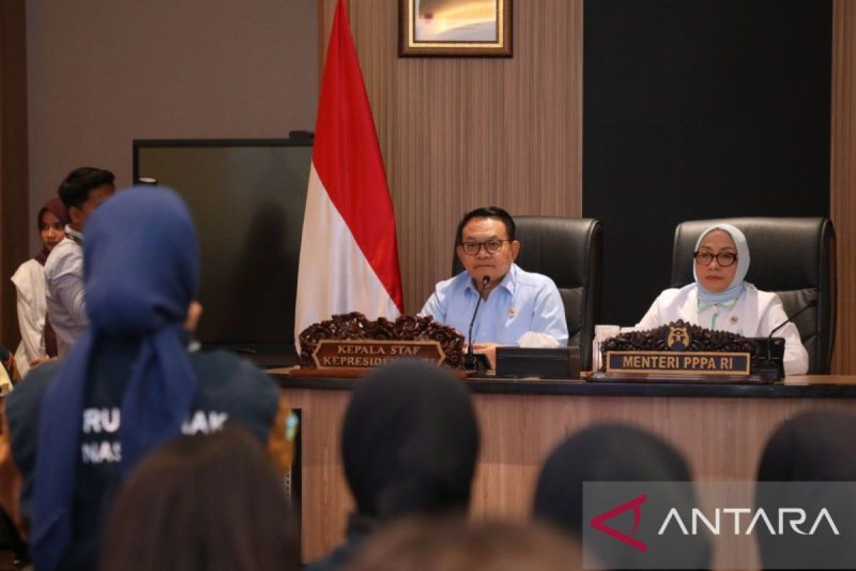 Presidential Chief of Staff Listens to Children's Aspirations Ahead of National Children's Day