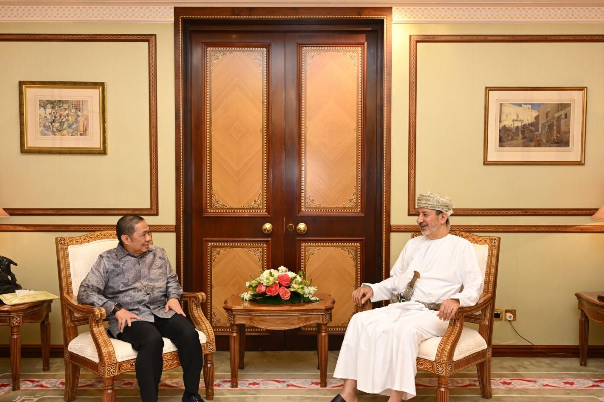 Deputy Foreign Minister Encourages Indonesian Students in the Middle East to Contribute to National Development