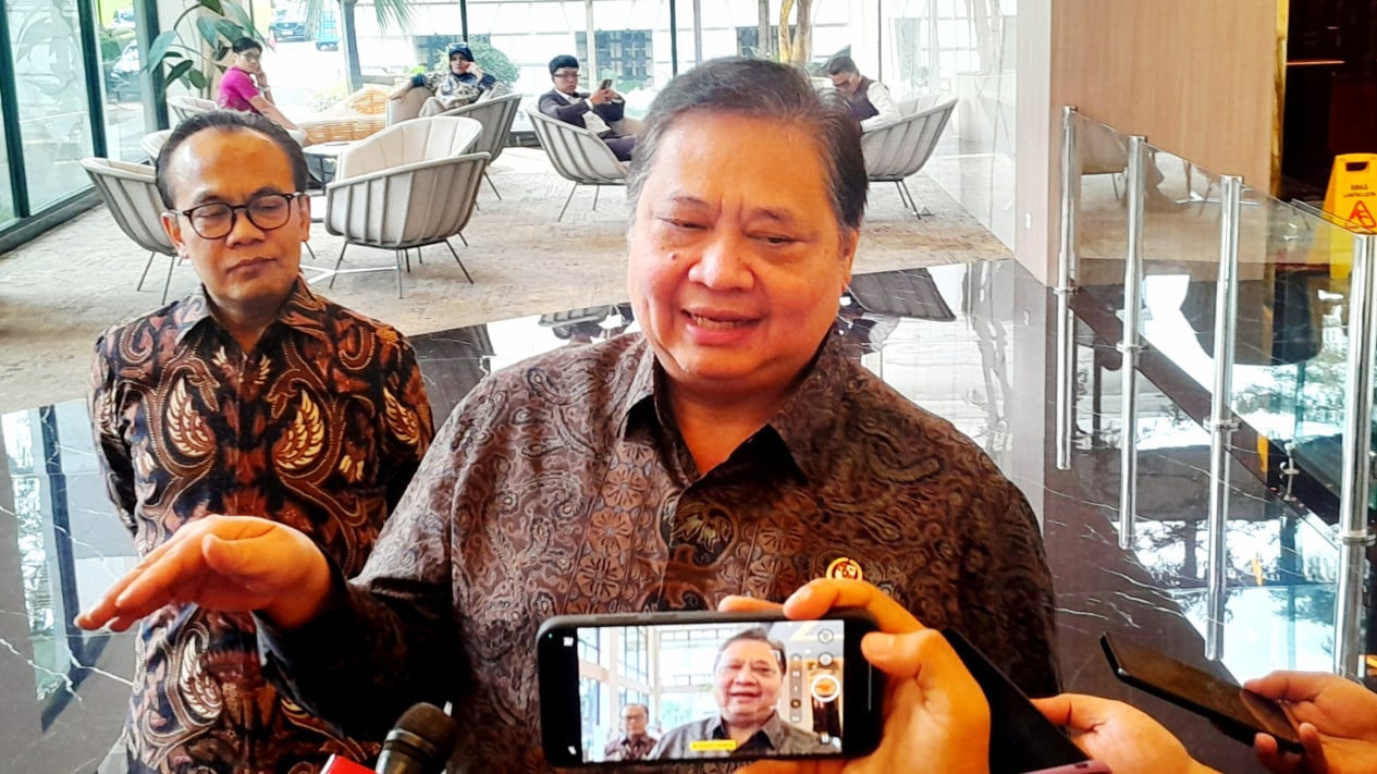 Airlangga Reveals 4 Countries Exempt from Natural Resource Export Proceeds Rule