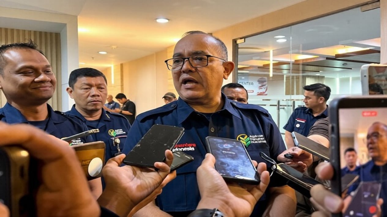 Agrinas CEO on Rp1.8 Trillion Cooperative Fan Procurement: 'Let It Go Viral First, Then I'll Explain'