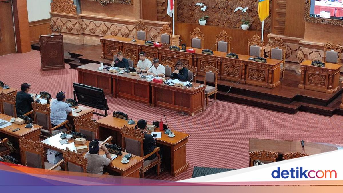 Denpasar City Government Plans to Open Civil Servant Vacancies for Teachers in 2027