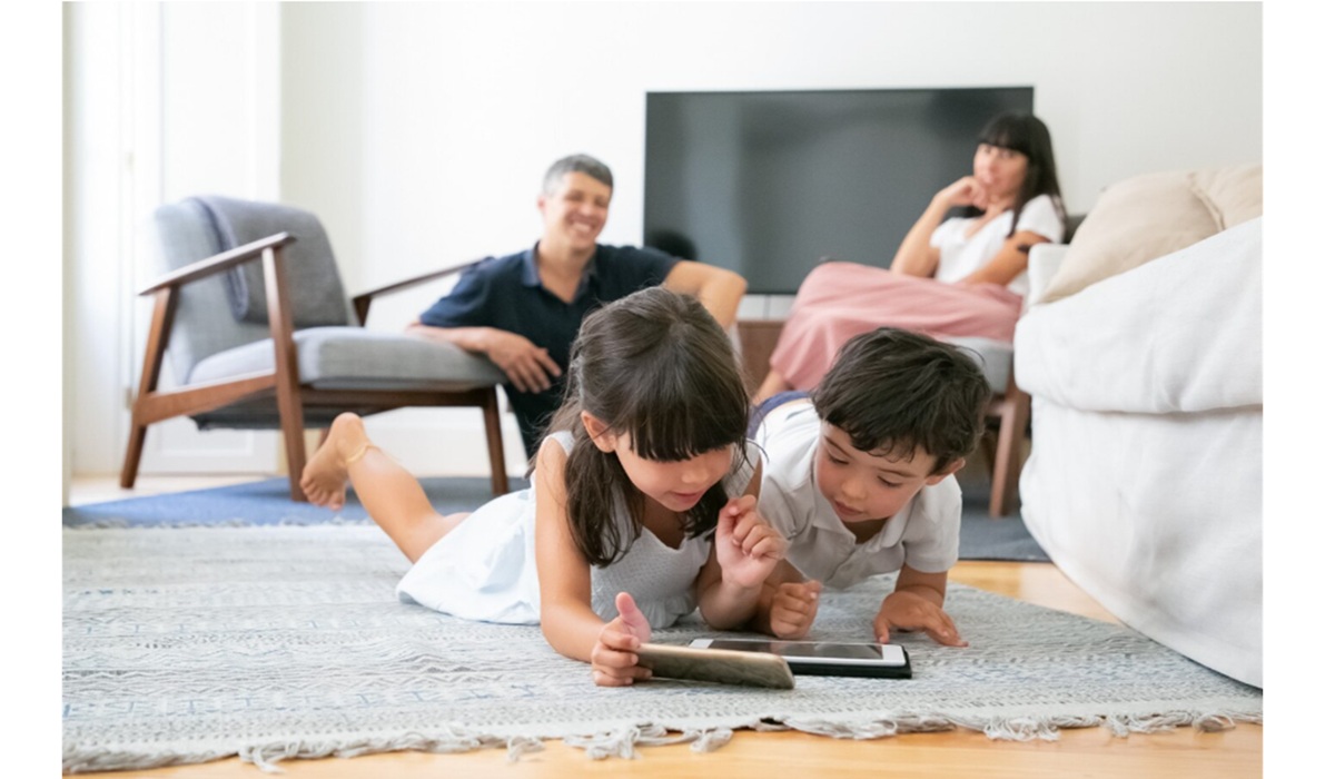 Digital Predators in Children's Playgrounds: The AI and Online Gaming Threat
