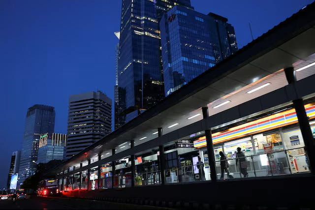 Financial hub on shaky ground - Editorial - The Jakarta Post
