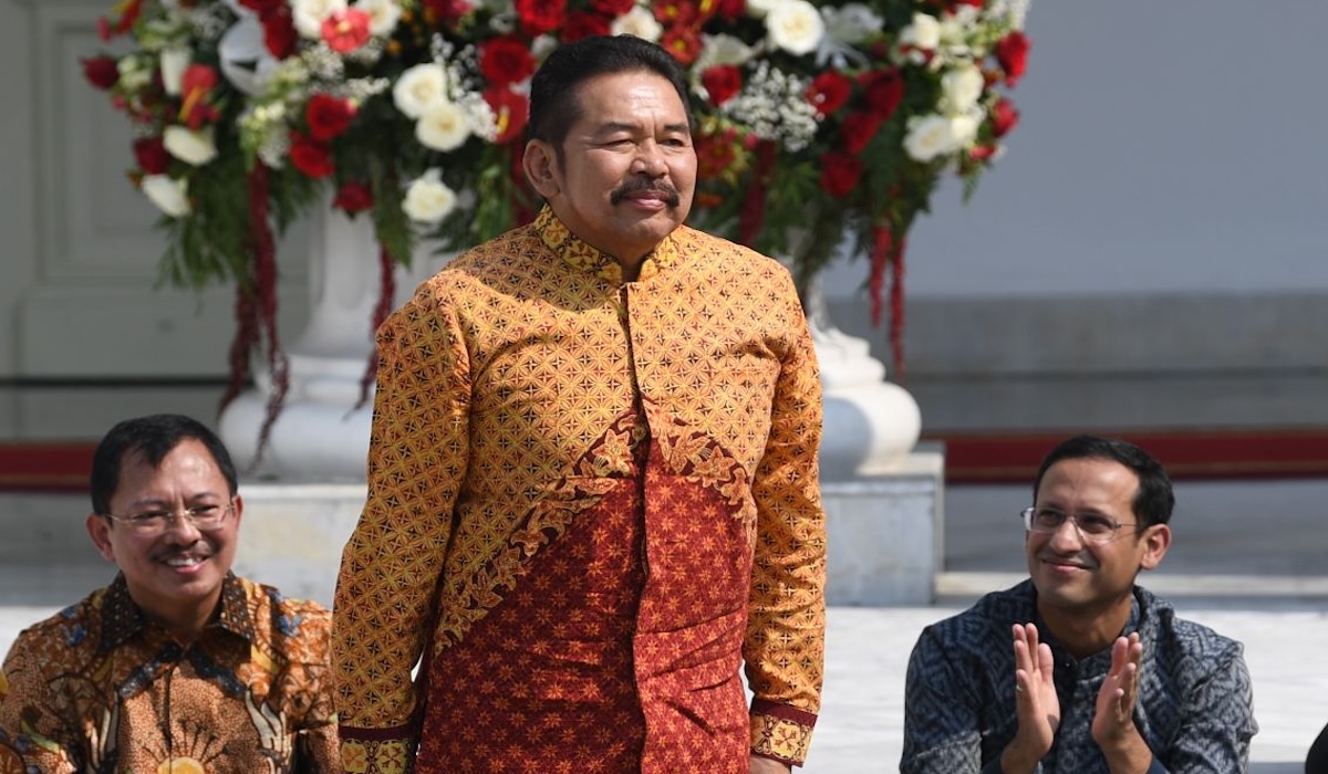 Kuntadi Appointed as Junior Attorney General for Special Crimes, Receives Special Instructions