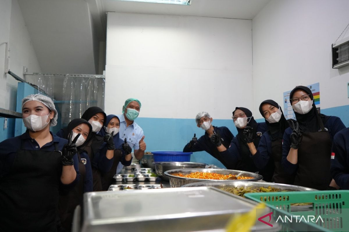 BGN Head Urges Nutrition Service Officers to Work with Conscience
