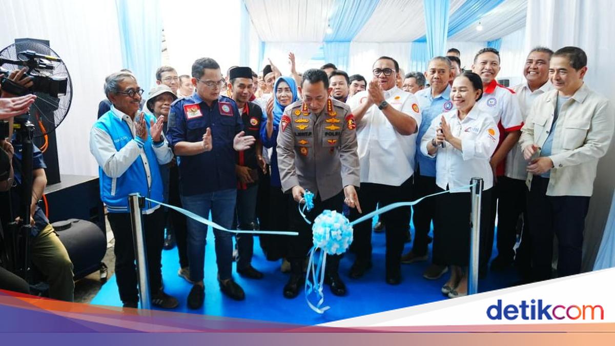 National Police Chief Inaugurates Joint Secretariat Office for Indonesian Labour Coalition in South Jakarta
