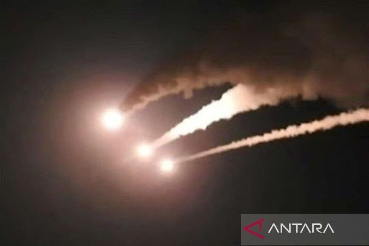 Iran attacks three US bases in Kuwait
