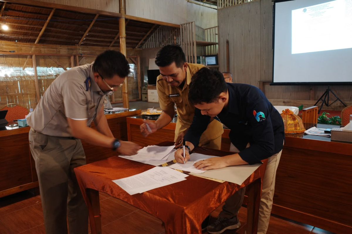 PLN Supports Agrarian Reform Programme Through MSME Assistance in Majene