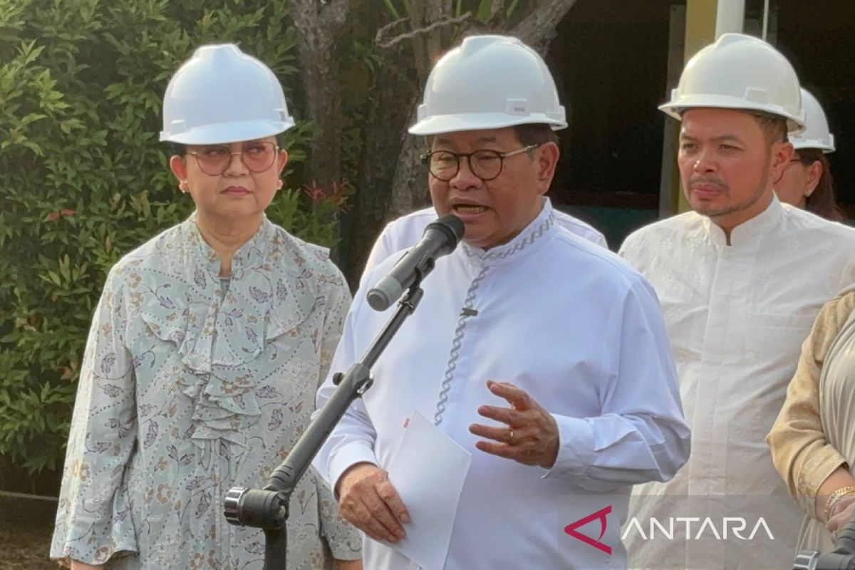 Jakarta Governor Orders Education Agency to Check Unrecorded Damaged Schools