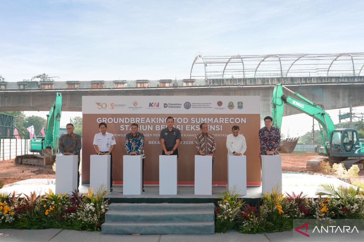 AHY Inaugurates Bekasi Extension Station, Emphasises Economic Impact of Transit-Oriented Development