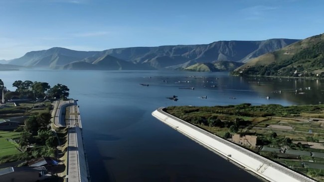 Lake Toba Water Level Decline Linked to Human Activity, BRIN Research Finds