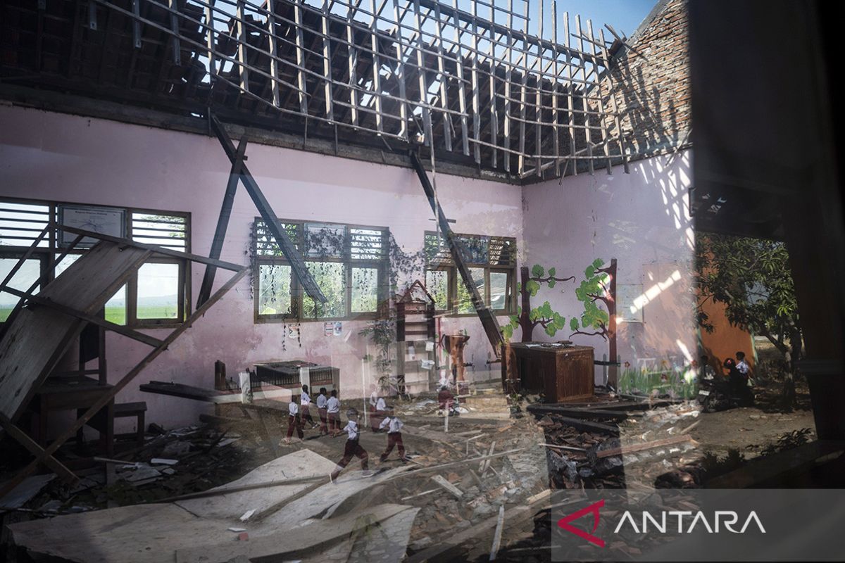 Revitalisation of Termite-Damaged SDN Tanggirejo in Grobogan Commences
