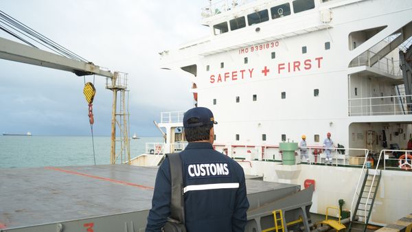 Morowali Customs Receives Appreciation from Rosan Roeslani for Supporting Strategic Nickel Project