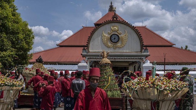 Yogyakarta Palace Looted: Cash and Gold Vanished
