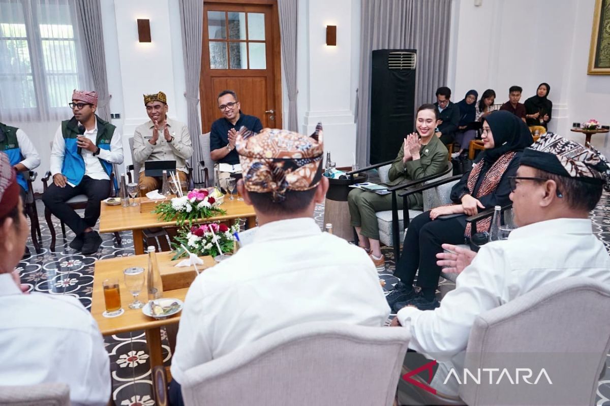 Minister Begins Preparations for Ijen Geopark Revalidation as UNESCO Global Geopark