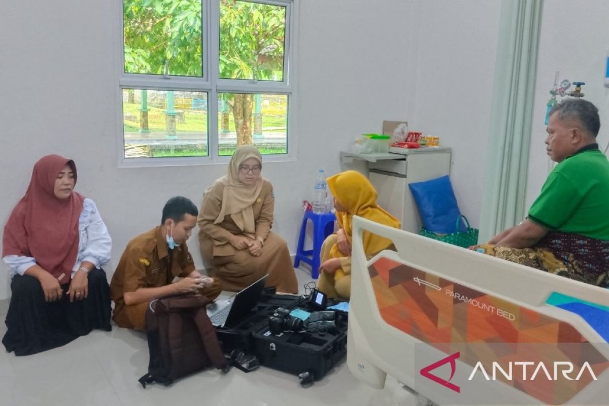 Central Bangka Disdukcapil expands services for vulnerable groups