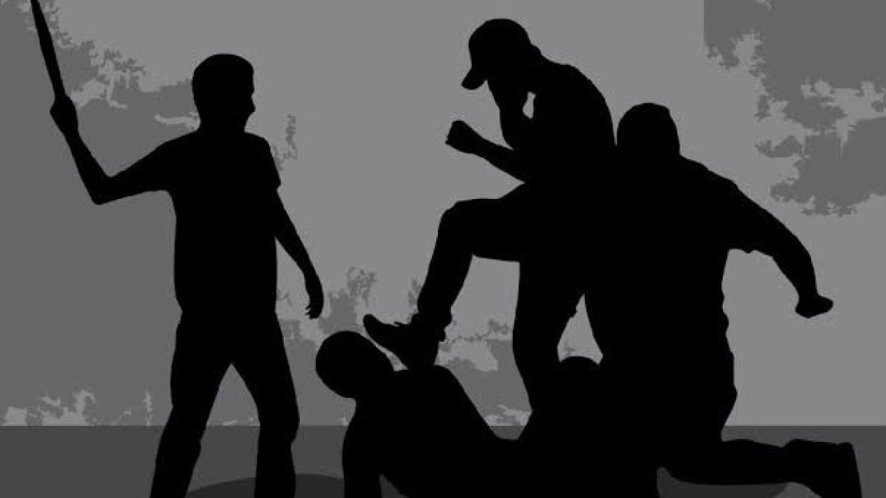 Man in Tabanan Beaten to Death, Motorcycle Burned by Mob After Alleged Chicken Theft