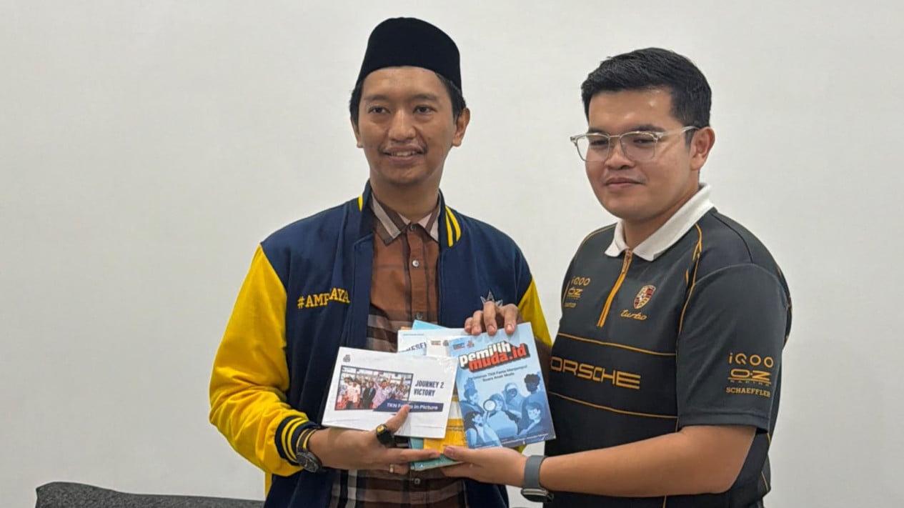 AMPI Secretary General Arief Rosyid Stresses ASEAN Geopolitics with Malaysian Youth Council