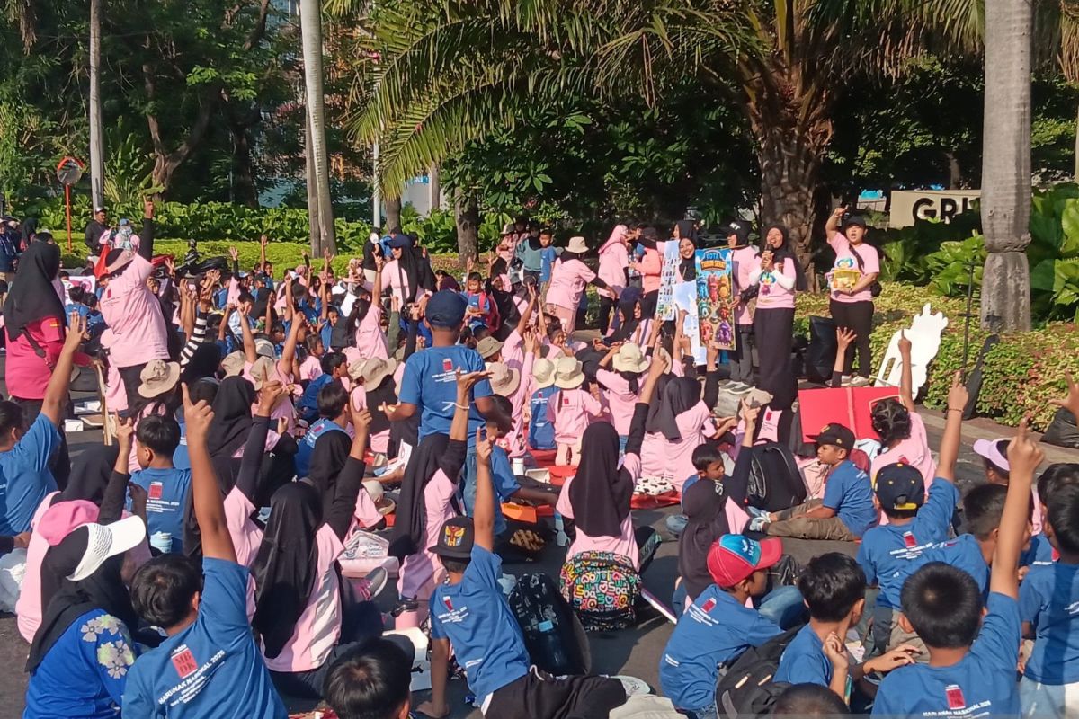 Forum Warga Kota Educates Children on Risks of Sugary Drinks