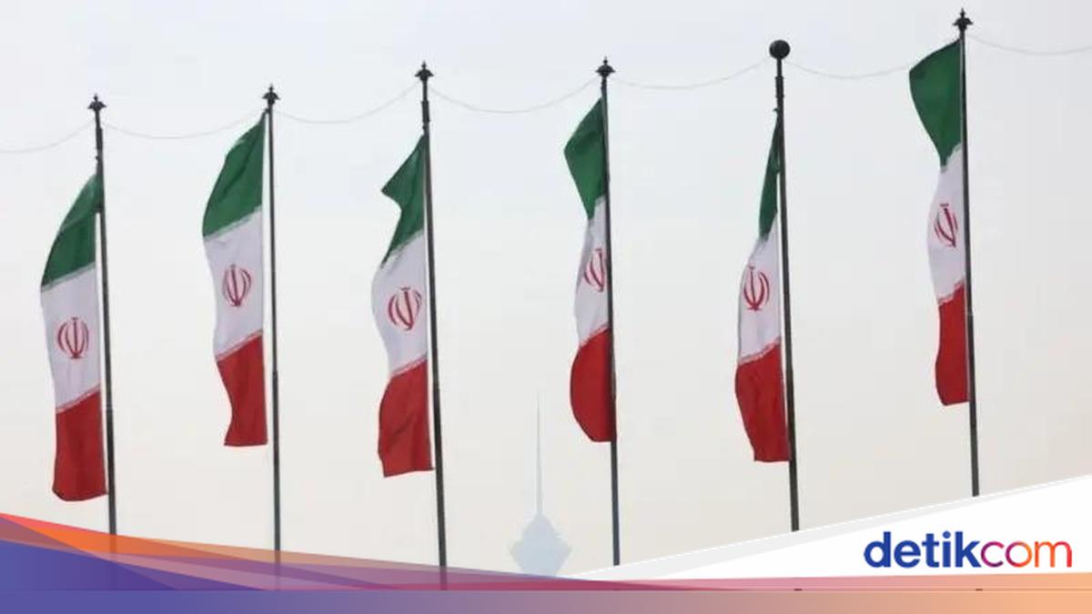 Iran Accuses Ukraine of Attacking Merchant Ship in Caspian Sea, One Dead