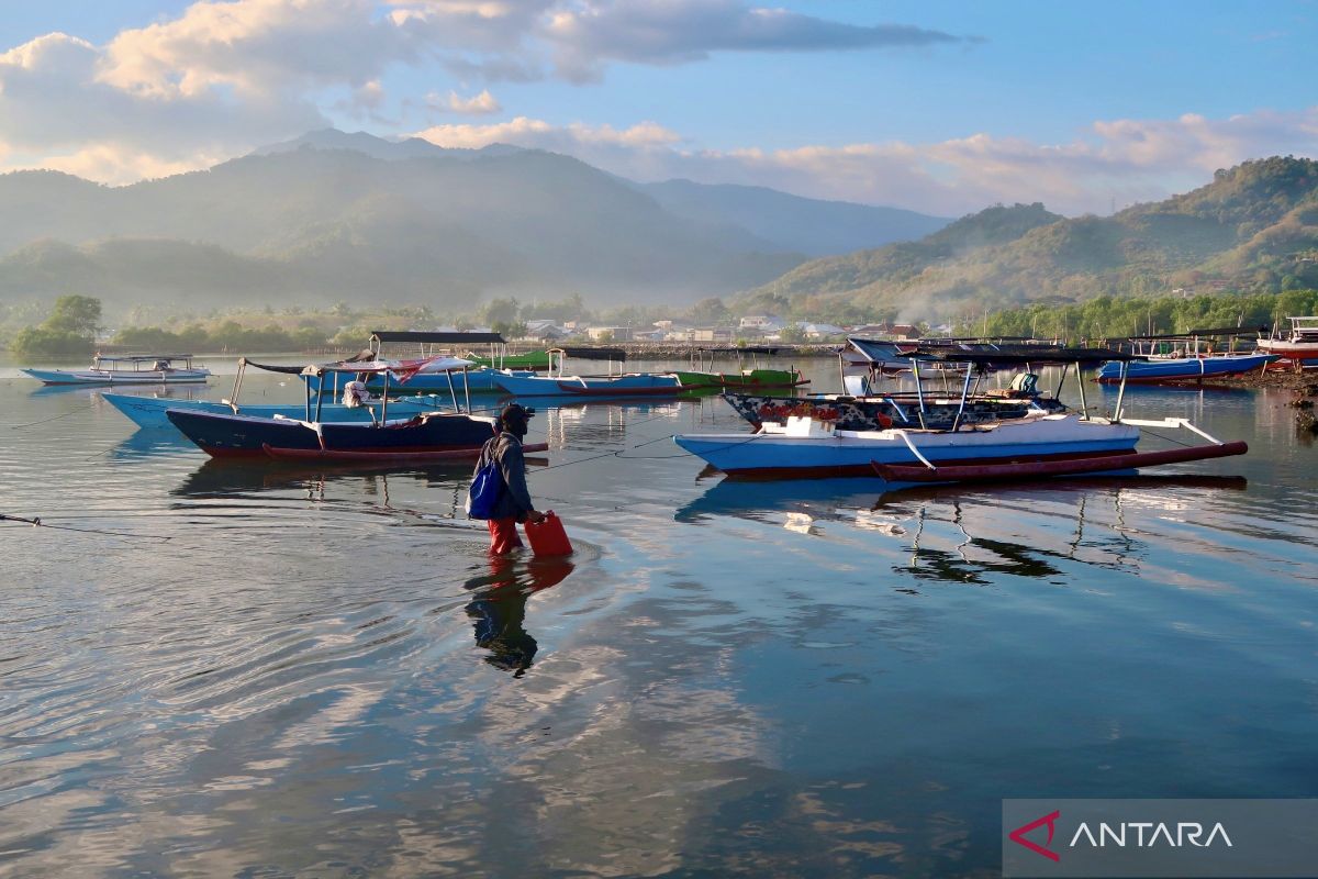 BMKG NTB issues warning for 1.9-metre tidal floods