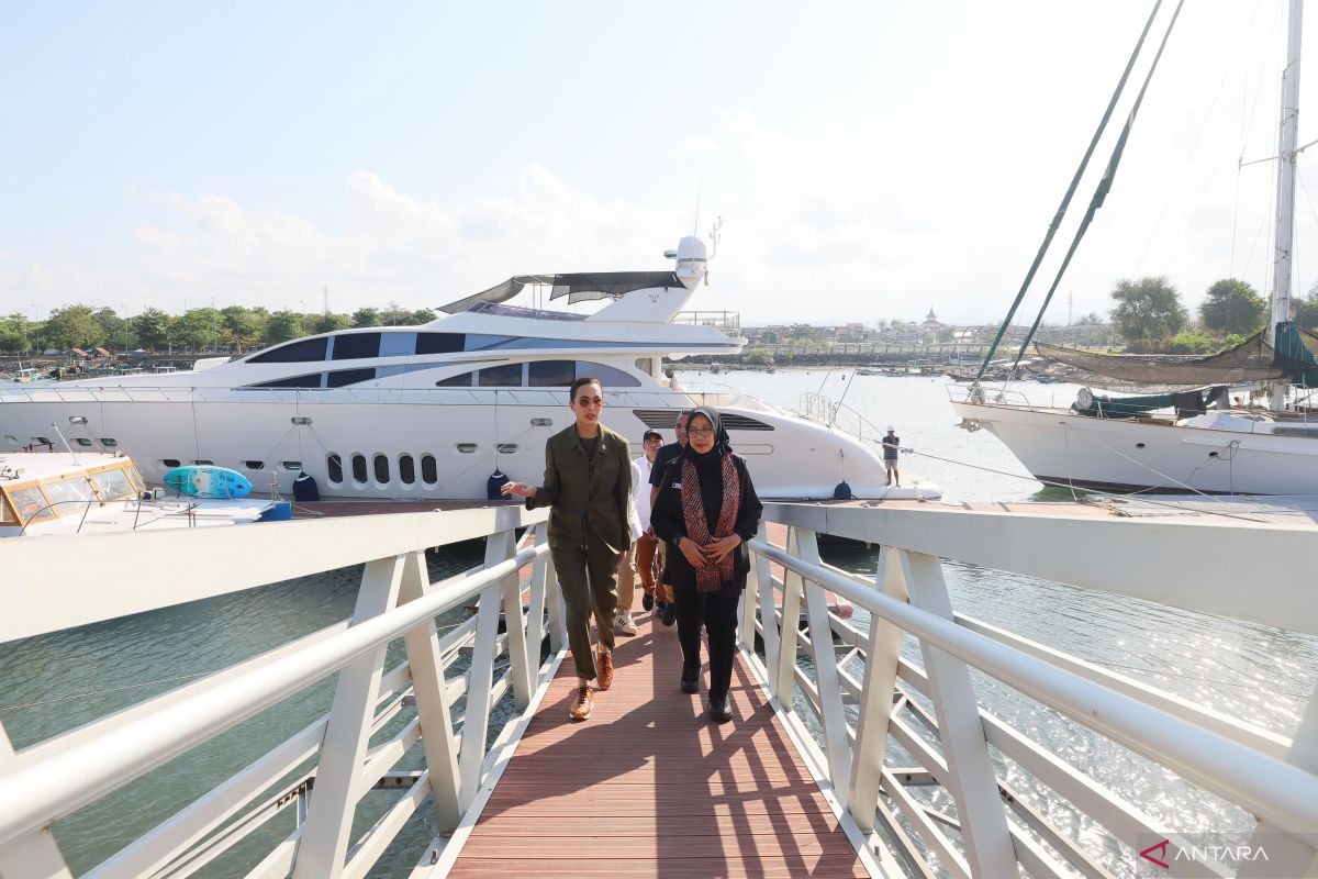 Tourism Minister hails Banyuwangi as successful model for regional tourism development