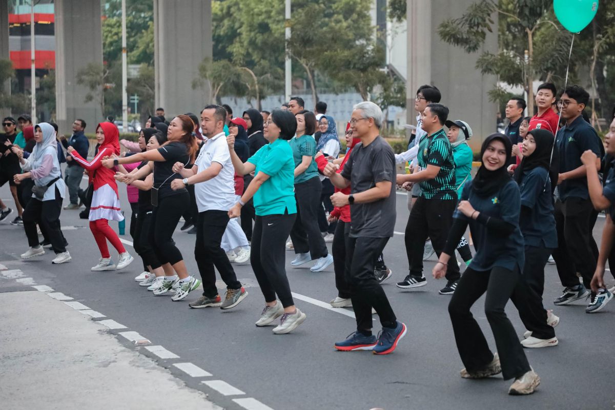 Governor Pramono Invites Public to Utilise Public Spaces for Exercise