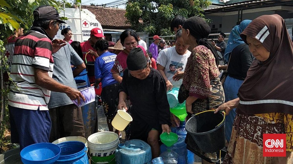 Extreme Drought: 162 Families in South Tangerang Require Clean Water Supply