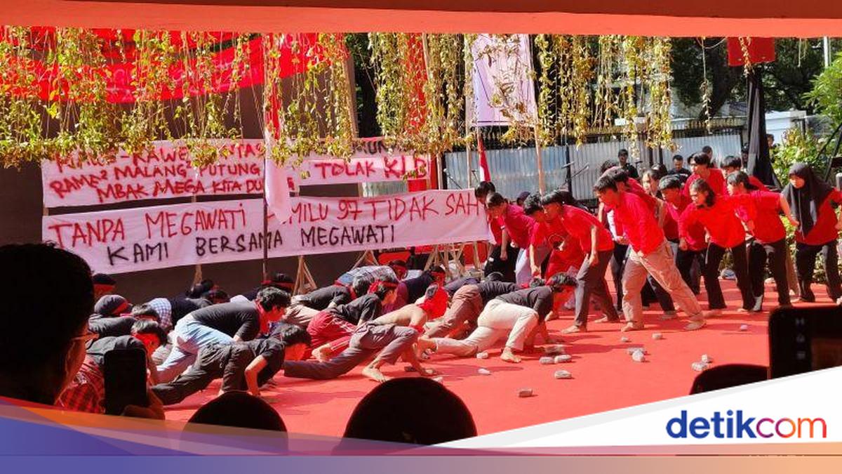 PDIP Marks 30th Anniversary of 'Kudatuli' with Theatrical Performance