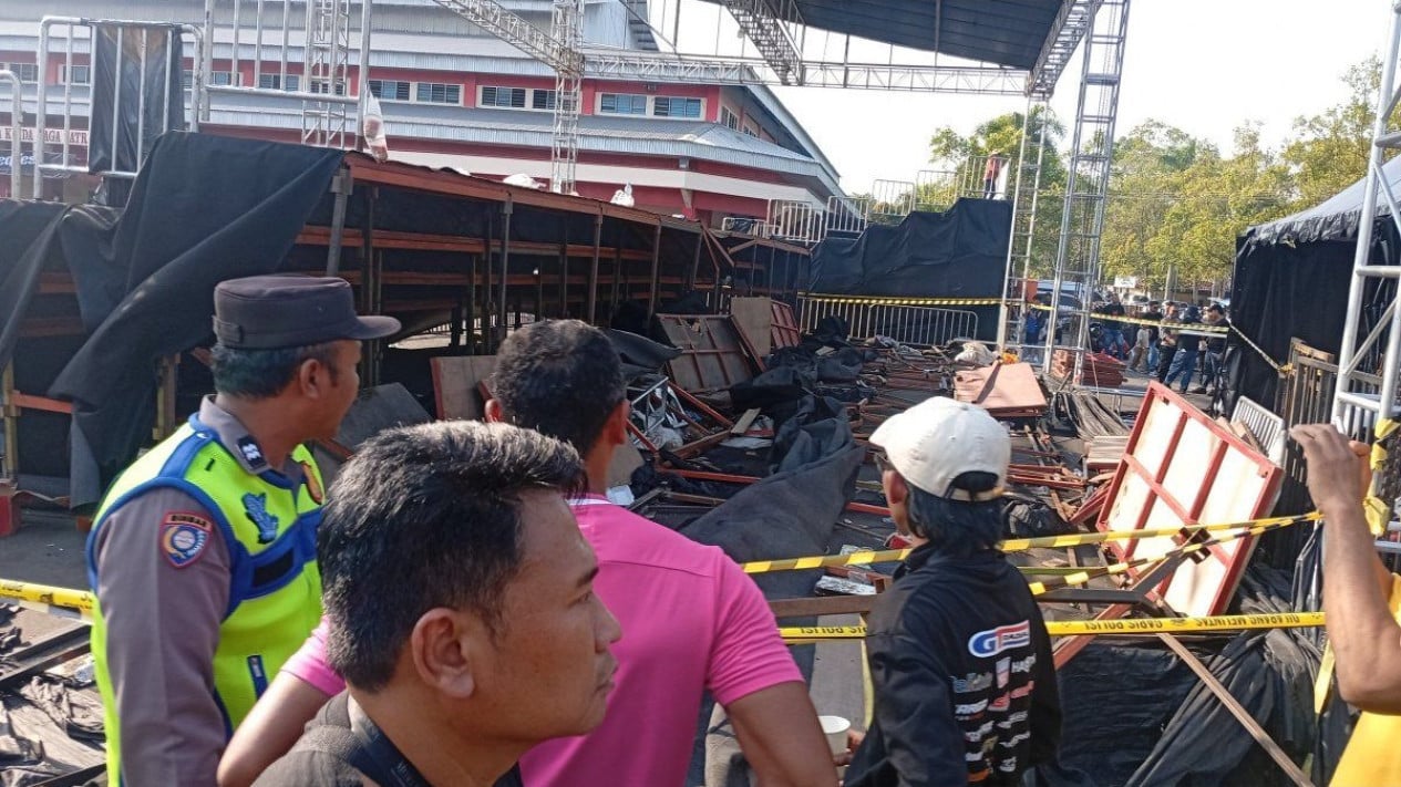 Witness Reveals VIP Stand at Purwokerto Drift Championship Was Swaying Before Collapse