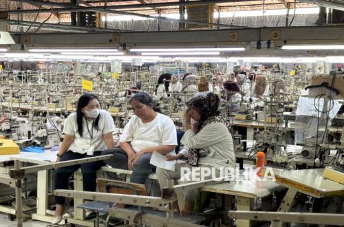 Factory Operations Halt, 846 Workers at PT Victory Apparel Indonesia Face Layoff Threat