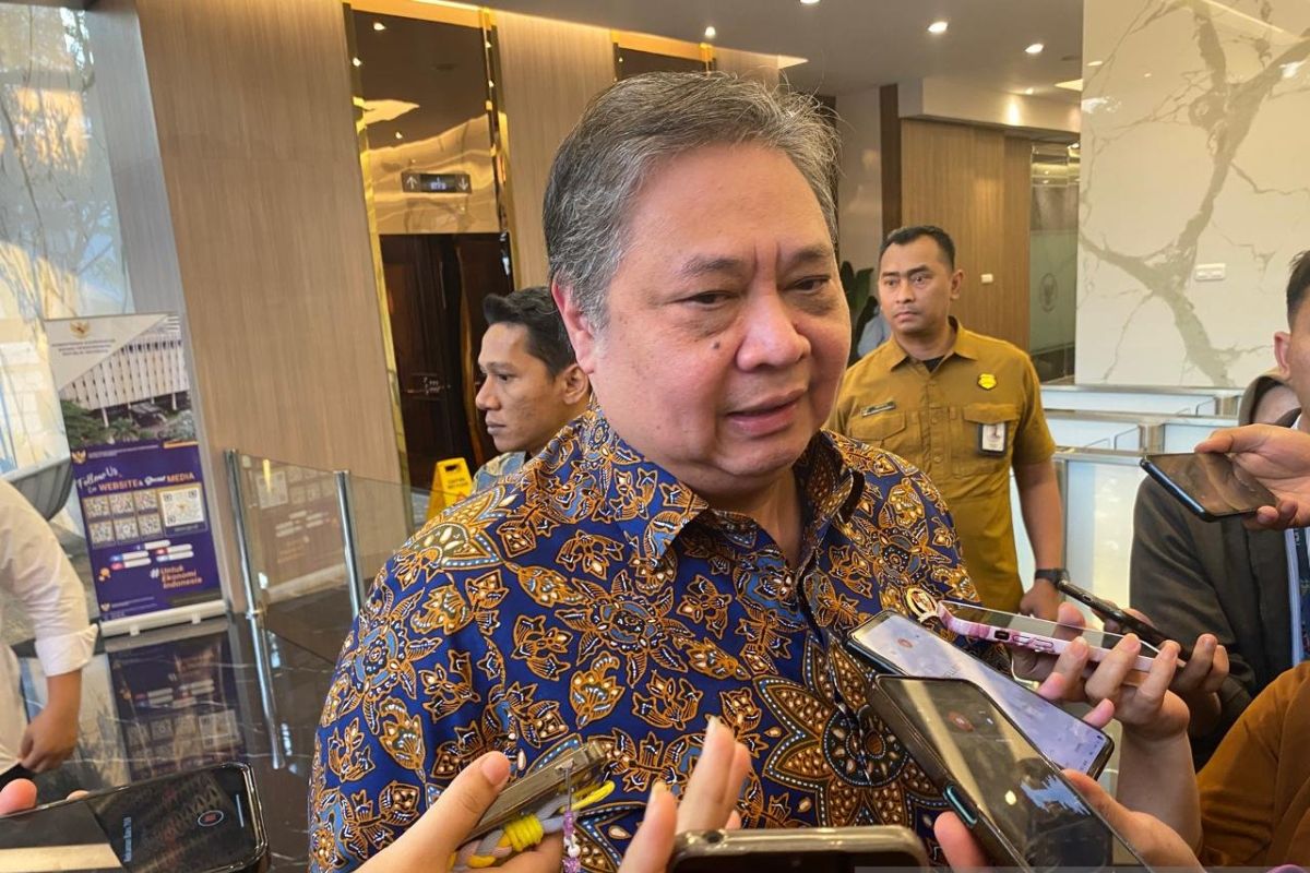 Airlangga: BI's function to safeguard rupiah continues after Perry Warjiyo's resignation