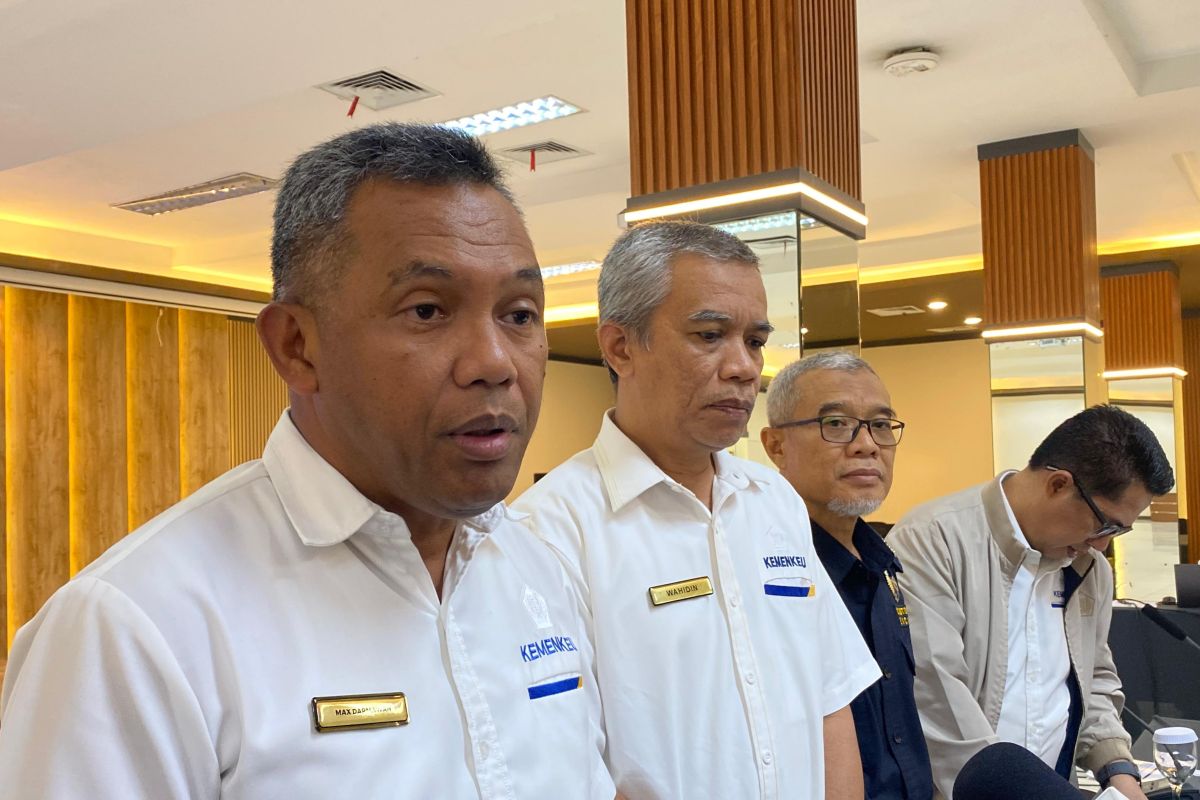 Finance Ministry says free nutritious meal programme reaches 9.02 million beneficiaries in East Java