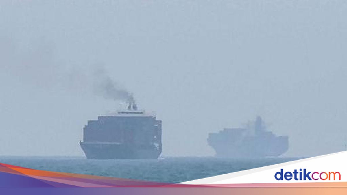 Sea Mine in Strait of Hormuz Claims Victim