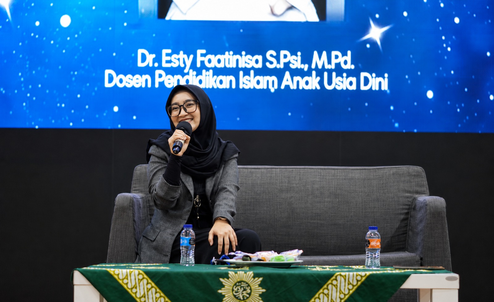 Muhammadiyah University Bandung Holds Seminar on Tackling Child Tantrums in the Digital Era