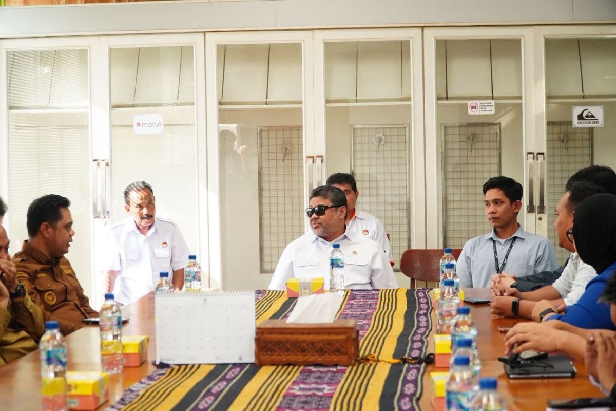 Said Iqbal Urges PT Samwon to Open Dialogue Before Deciding on Layoffs