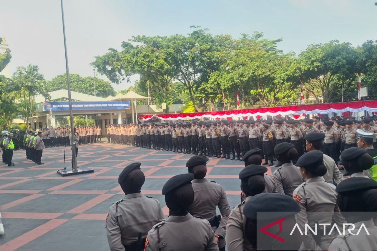 1,030 Joint Personnel Deployed to Secure Protest at Home Affairs Ministry