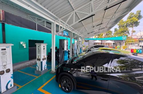 PLN and Yogyakarta Government Collaborate on Expanding EV Charging Infrastructure