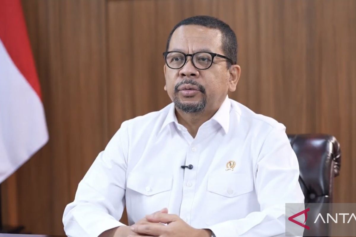 National Integrated Schools to prioritize local admissions: Bakom