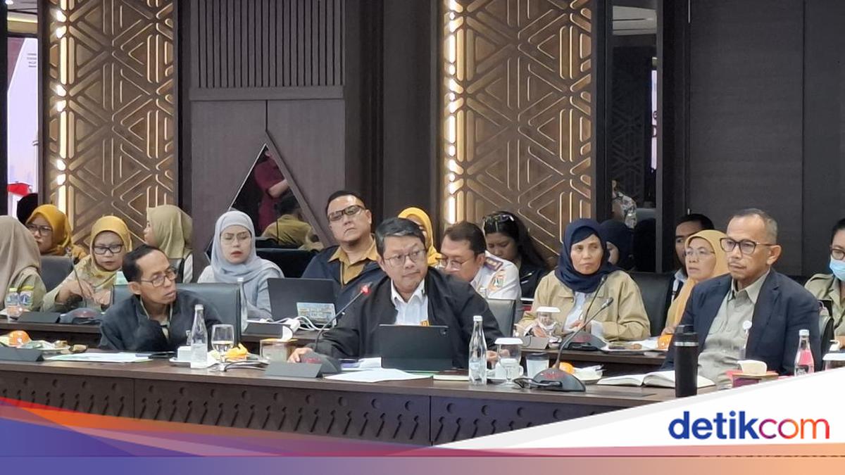 Jakarta Transportation Agency Admits Only 5 Passenger Ships Serve Thousand Islands, Here's Why