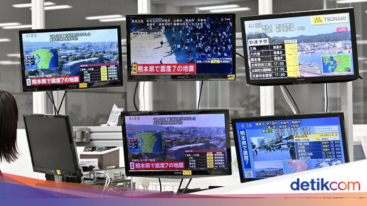 Magnitude 7.1 Earthquake Strikes Japan, Several Injured and Buildings Collapse