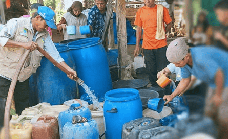 West Java Clean Water Crisis Spreads to 15 Regencies and Cities