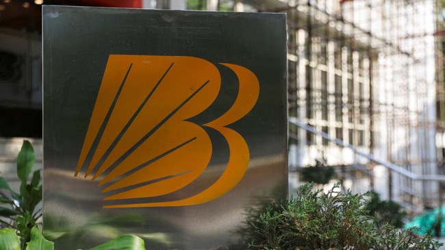 Major Bank Breach Exposes Customer Identities and Credit Data