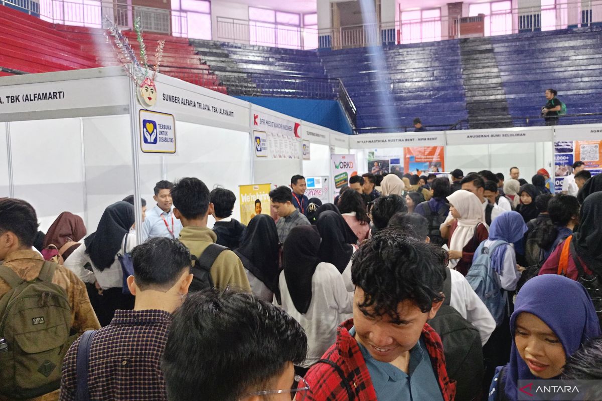 Mongolia Opens 8,000 Job Vacancies for Jakarta Residents